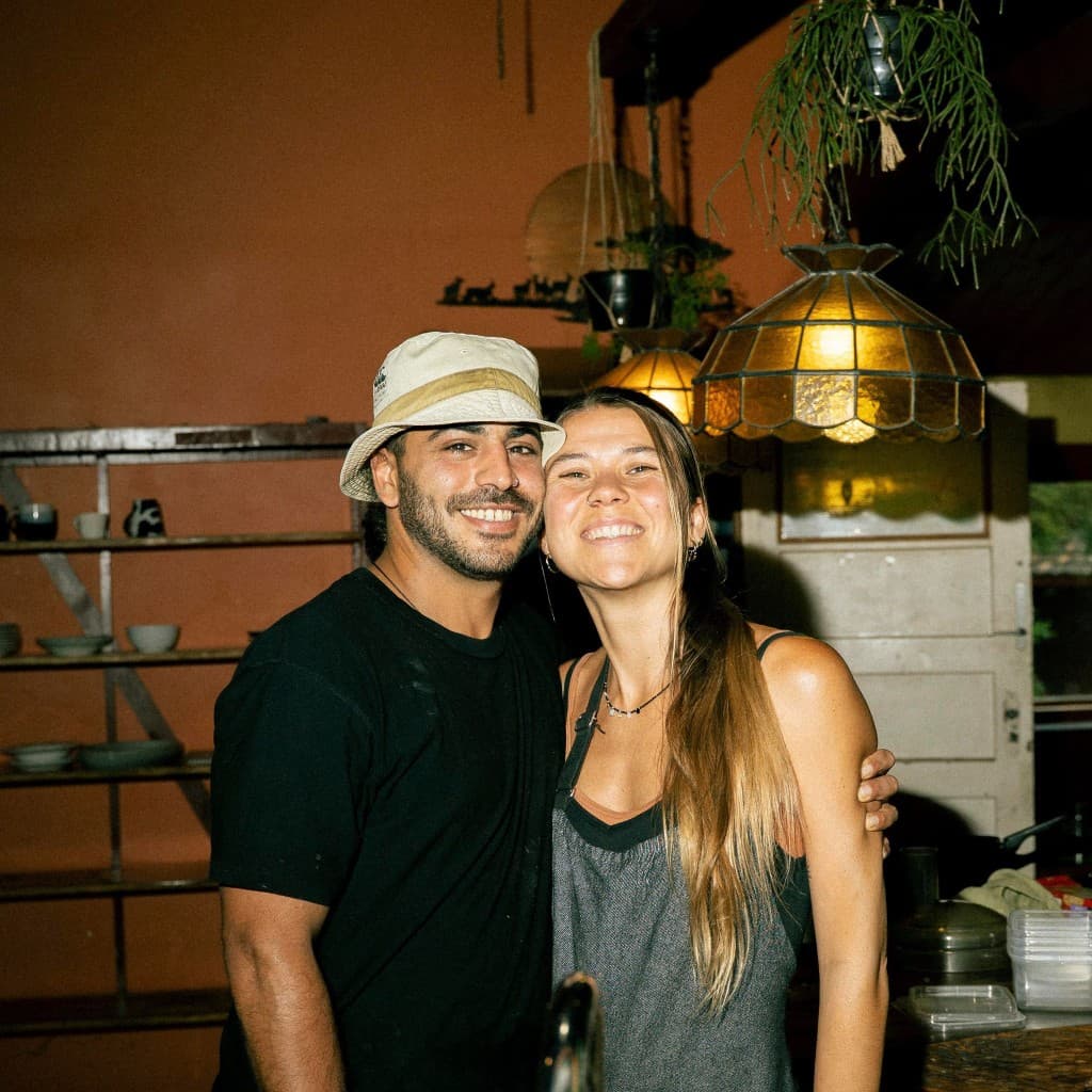 Andrea y Roi, fundadores de Retiru