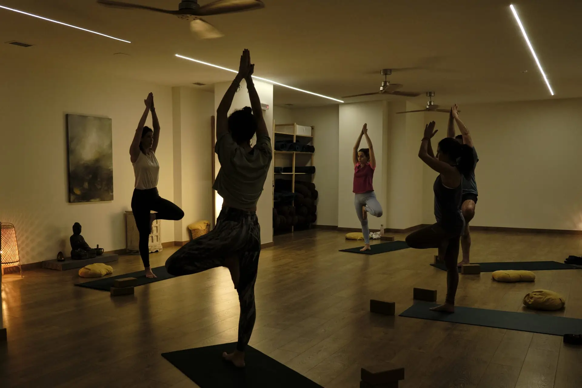 yuj es yoga