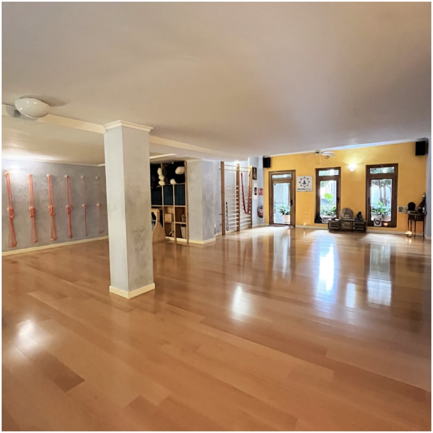 Baubo Yoga