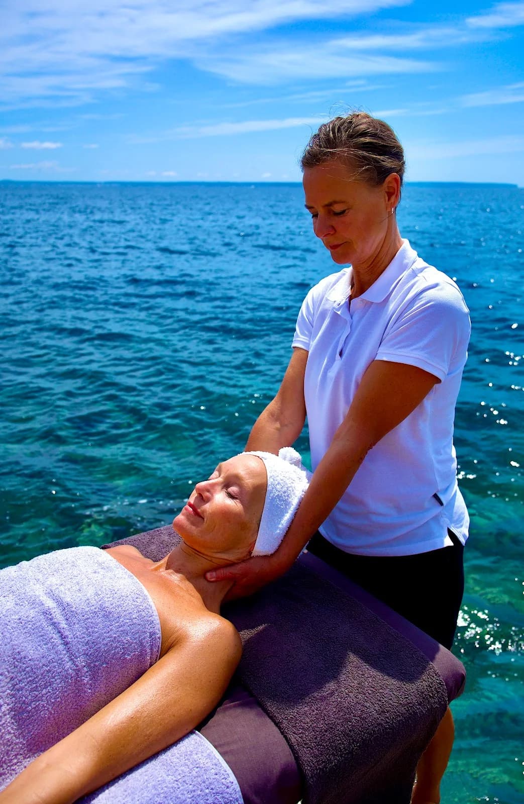 WELLNESS MASSAGE MALLORCA | Villa & Yacht Service | only inhouse service