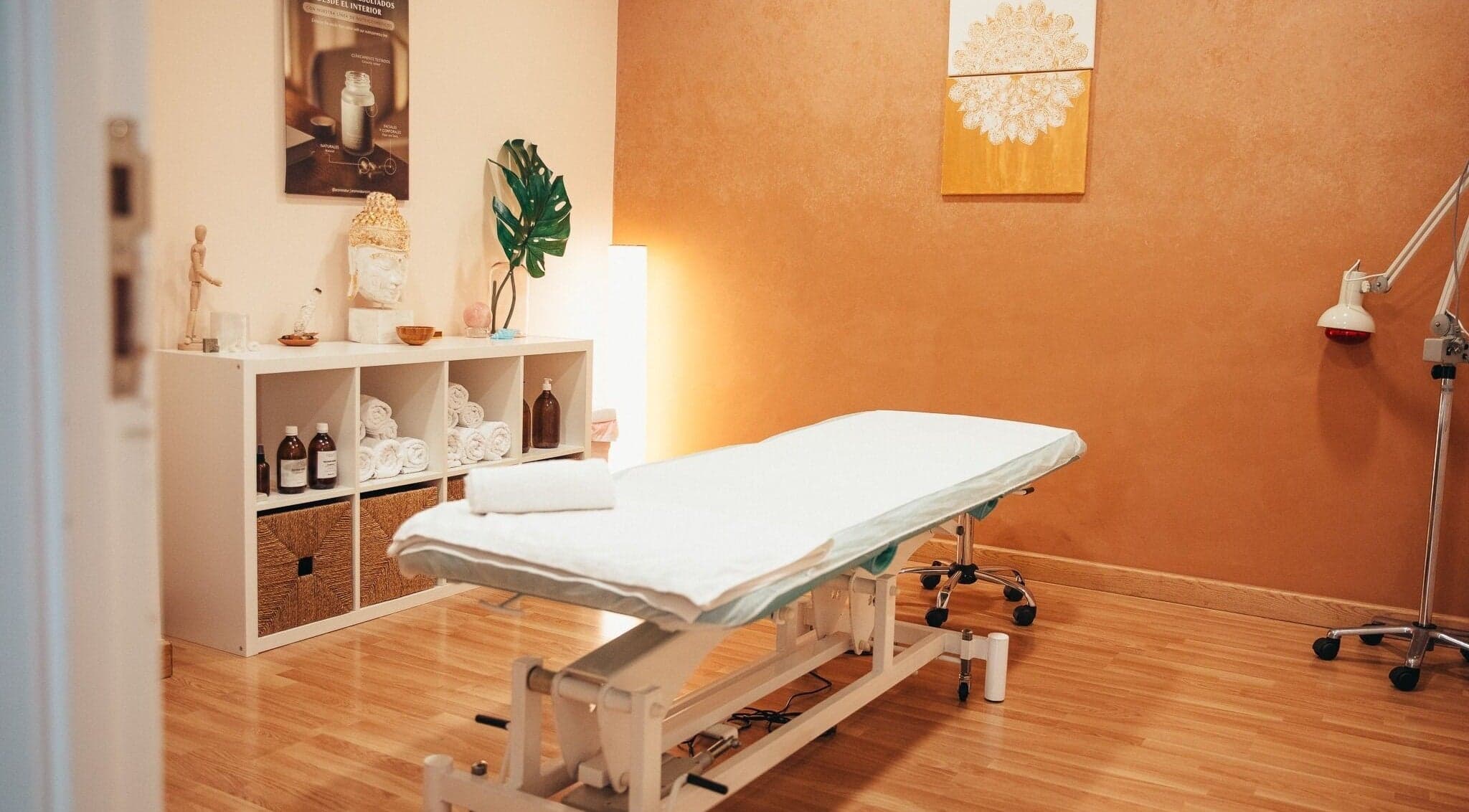 Montserrat Ordóñez. Massatge Ayurvèdic i Teràpia Marma