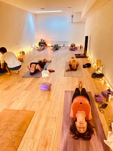 Espai Sangha, ioga, meditació, massatges i terapia